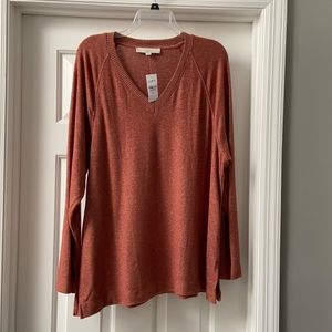 V-Neck long sleeve tunic